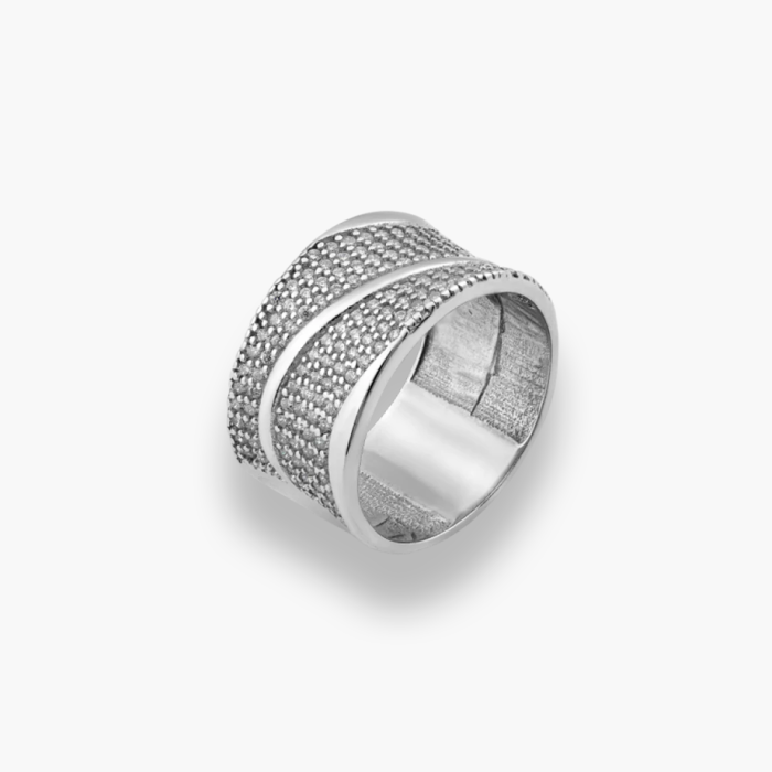 Срібна каблучка з фіанітами. Розмір 18.  Артикул ЛК-0225р