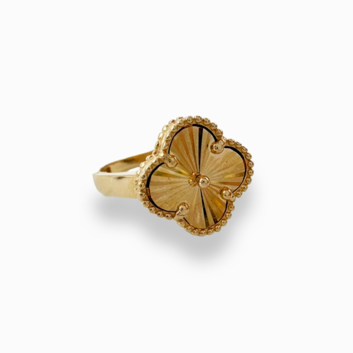 Золота каблучка Листок щастя Розмір 17,5 Артикул к06394