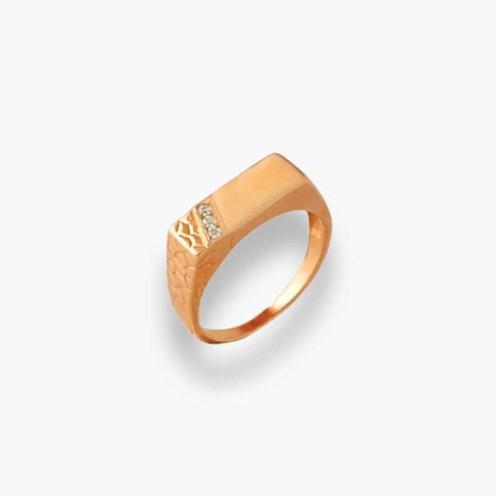 Золота печатка з фіанітами Розмір 20 Артикул 1186010100