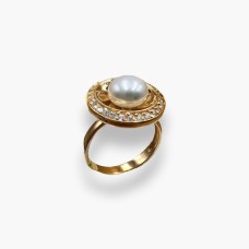 Золота каблучка з перлиною та фіанітами  Артикул 1106516100