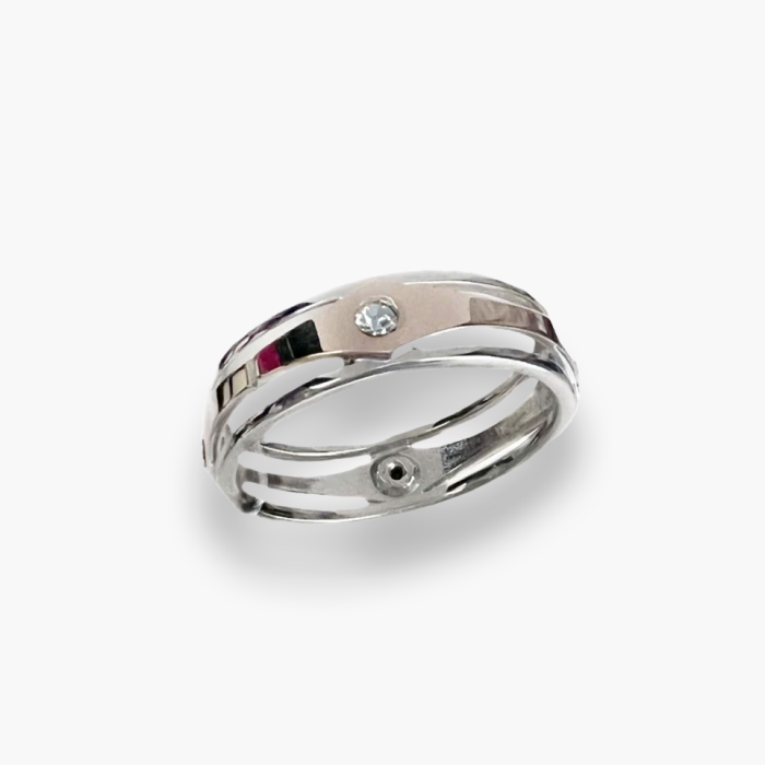 Срібна каблучка з золотими вставками та фіанітами . Розмір 18.5 Артикул 1668/18,5