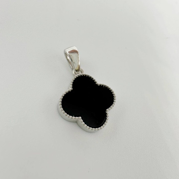 Срібна підвіска Листок щастя  . Артикул  PTS4 87320.