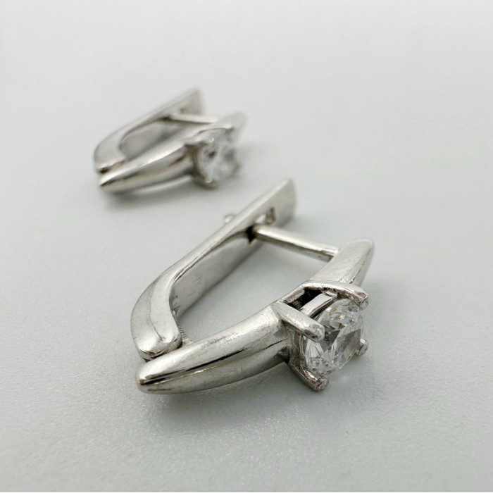 Срібні сережки з фіанітом . Артикул  2314/1р