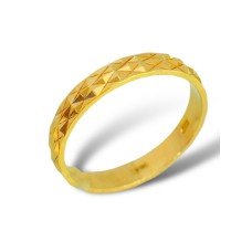Золота обручка з алмазною гранню  Артикул К10020
